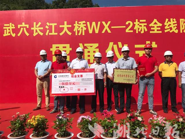 e_副本.jpg e_副本.jpg